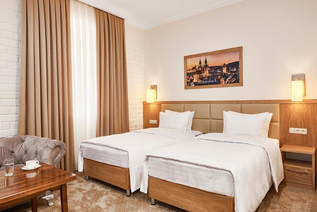 Praga Hotel Tasjkent Buitenkant foto